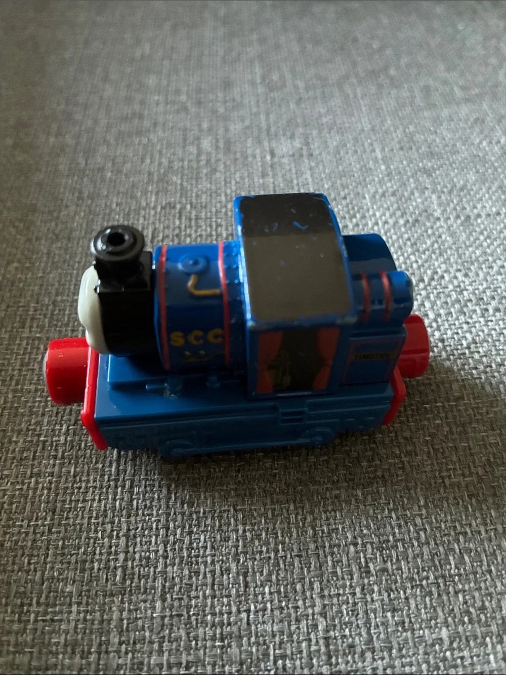 Thomas & Friends Take Along Timothy Train 2012 Round Magnets Diecast